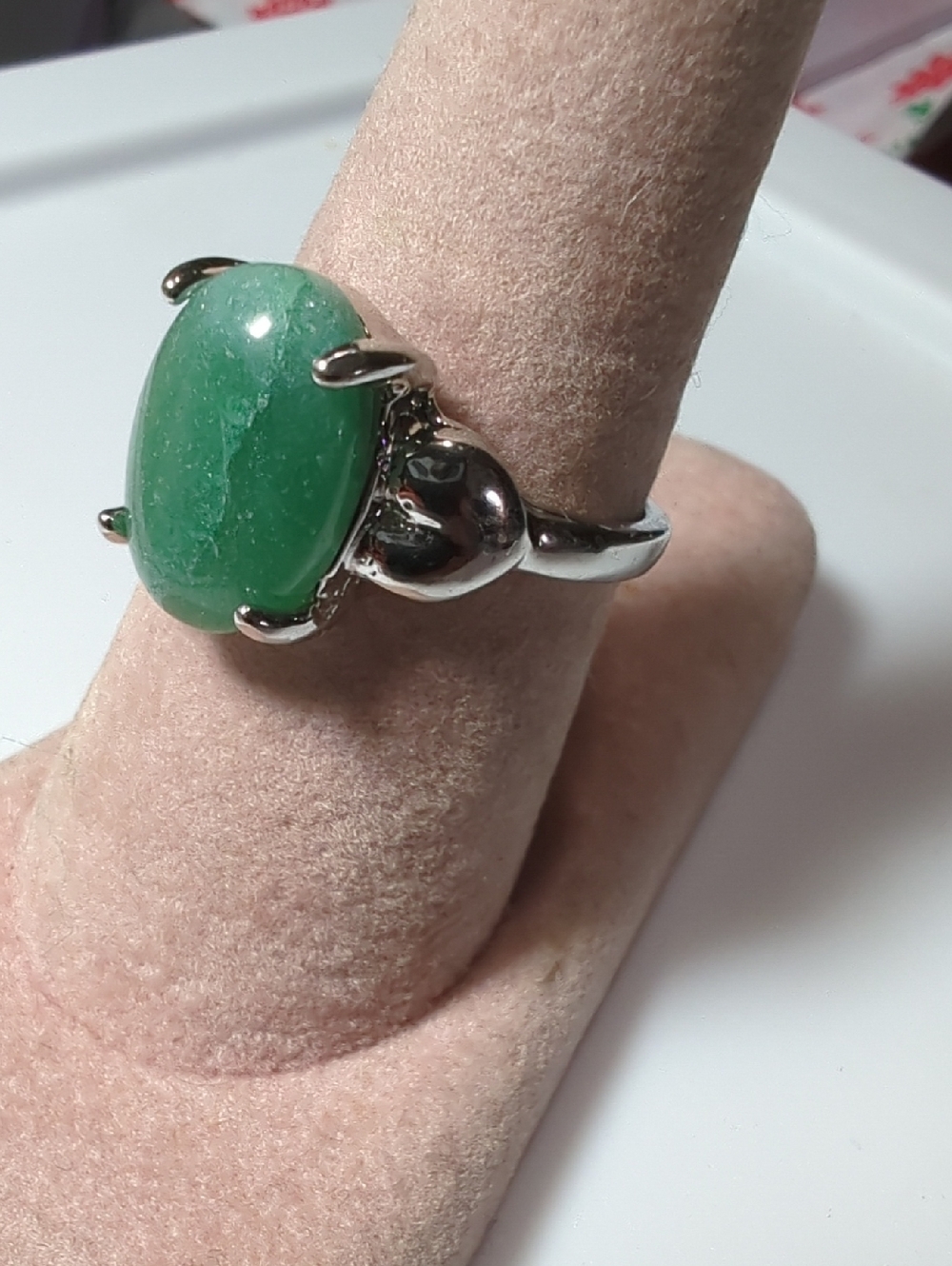 Faux Jade Oval Cabochon Vintage 2007 Ring Silvertone Rare Size 9